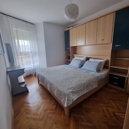 Rijeka Stan Leilighet Eksteriør bilde